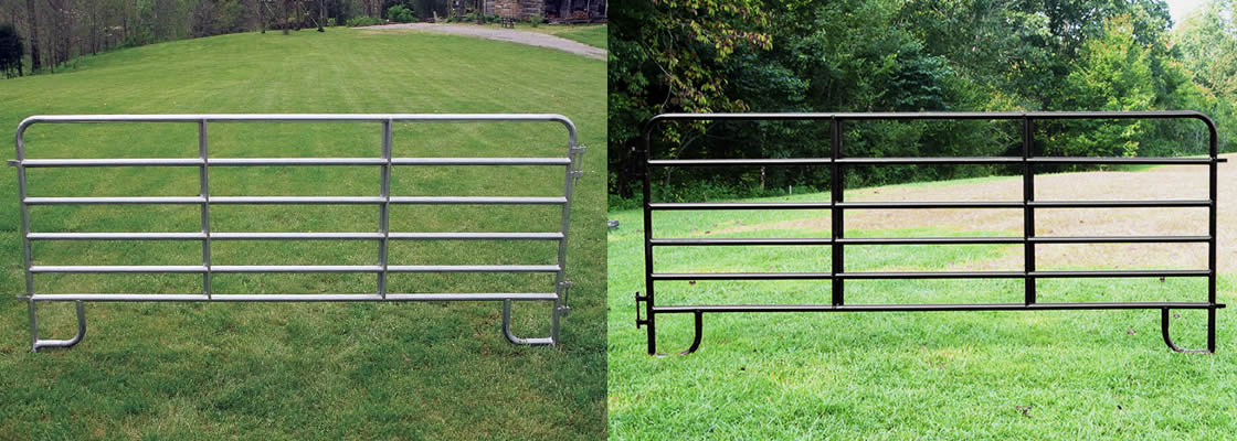 Galvanized and dark-green horse panels freely stand on the grassland